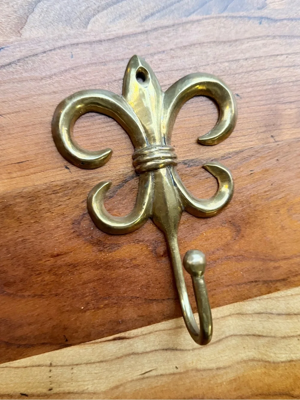 Vintage Solid Brass Fleur-de-Lis Wall Hook | Coat, Towel, Keys, Robe Hook | Gold